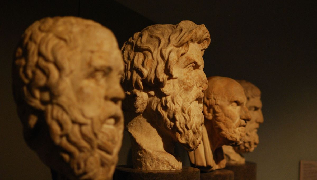 Heráclito llevó sus declaraciones enigmáticas hasta su lecho de muerte al solicitarle a los médicos que transformaran la lluvia en sequía. Heráclito llevó sus declaraciones enigmáticas hasta su lecho de muerte al solicitarle a los médicos que transformaran la lluvia en sequía. 