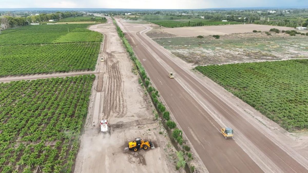 Los trabajos de segundo tramo de la Doble Vía del Este están avanzados.