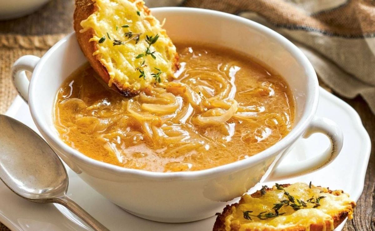 Beneficio de tomar sopa de cebolla.
