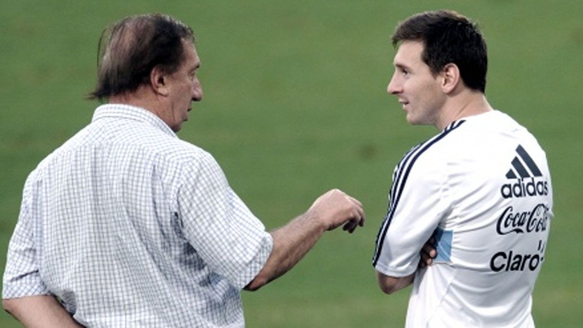 Carlos Bilardo y Lionel Messi coincidieron en la Selección argentina Carlos Bilardo y Lionel Messi coincidieron en la Selección argentina