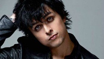 Billie Joe Armstrong, el líder de Green Day, comparó a Trump con Hitler