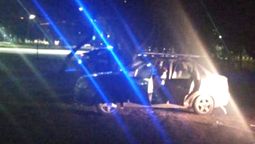 El auto donde fue encontrado el fotógrafo muerto en Rosario.