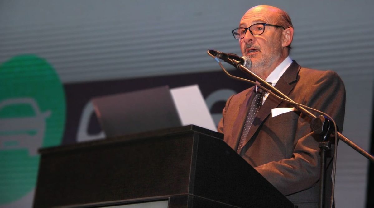 El ministro de Producción confirmó una línea de créditos baratos para colocar mallas antigranizo