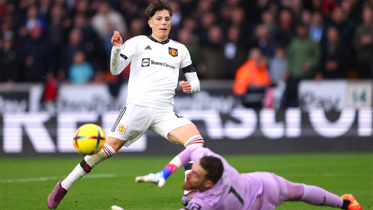 Alejandro Garnacho sigue ganando terreno en el Manchester United.