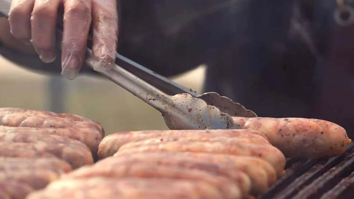 El Choripán está incluido entre los mejores "hot dogs" del mundo, pero los especialistas dudan en incluirlo en esa categoría El Choripán está incluido entre los mejores "hot dogs" del mundo, pero los especialistas dudan en incluirlo en esa categoría