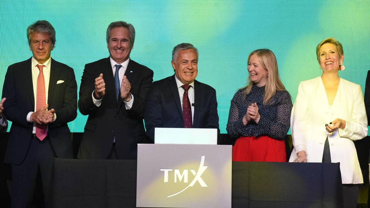 En la Cumbre de Minería Sostenible, que realizó en noviembre en Mendoza, Alfredo Cornejo fue elegido vicepresidente de la Mesa del Cobre, que integran las 5 provincias productoras del país. En la Cumbre de Minería Sostenible, que realizó en noviembre en Mendoza, Alfredo Cornejo fue elegido vicepresidente de la Mesa del Cobre, que integran las 5 provincias productoras del país.