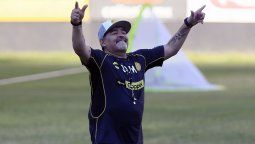 Dorados y su homenaje a Maradona: Nos cuidará por siempre