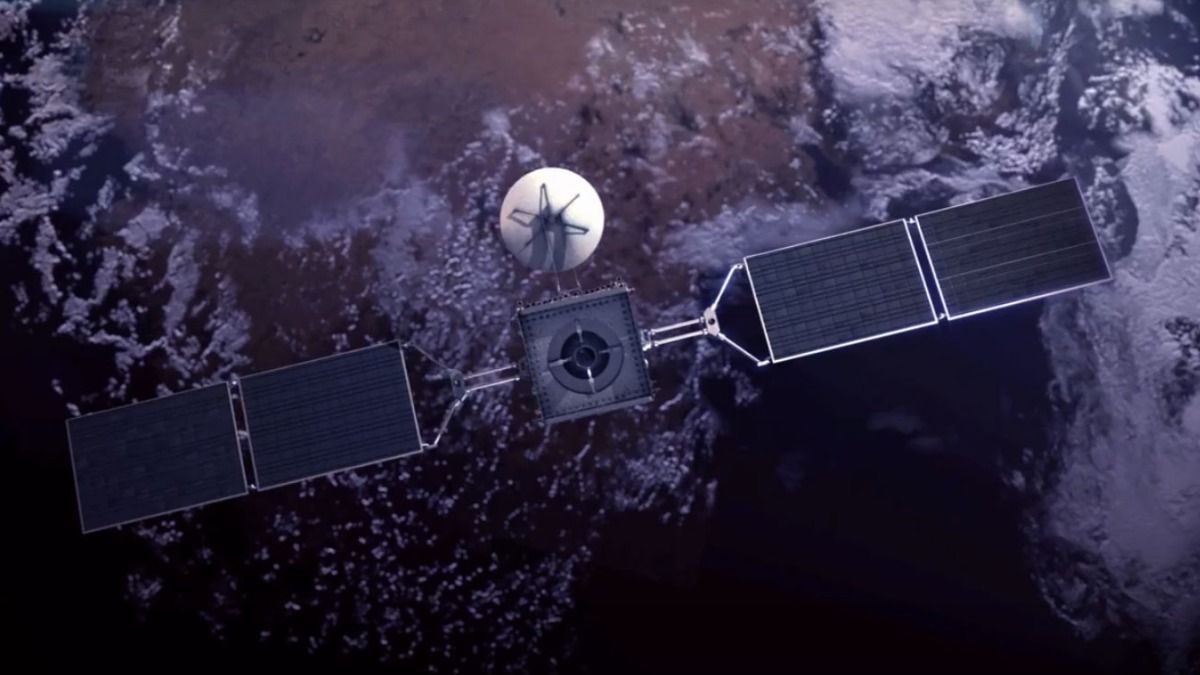 El ARSAT -1 fue el primer satélite geoestacionario argentino. Transporta señales de video y brinda servicios de televisión directa al hogar, de acceso a Internet por antenas y de datos y telefonía sobre IP con igual calidad a todo el territorio nacional, incluidas las bases antárticas y las Malvinas.