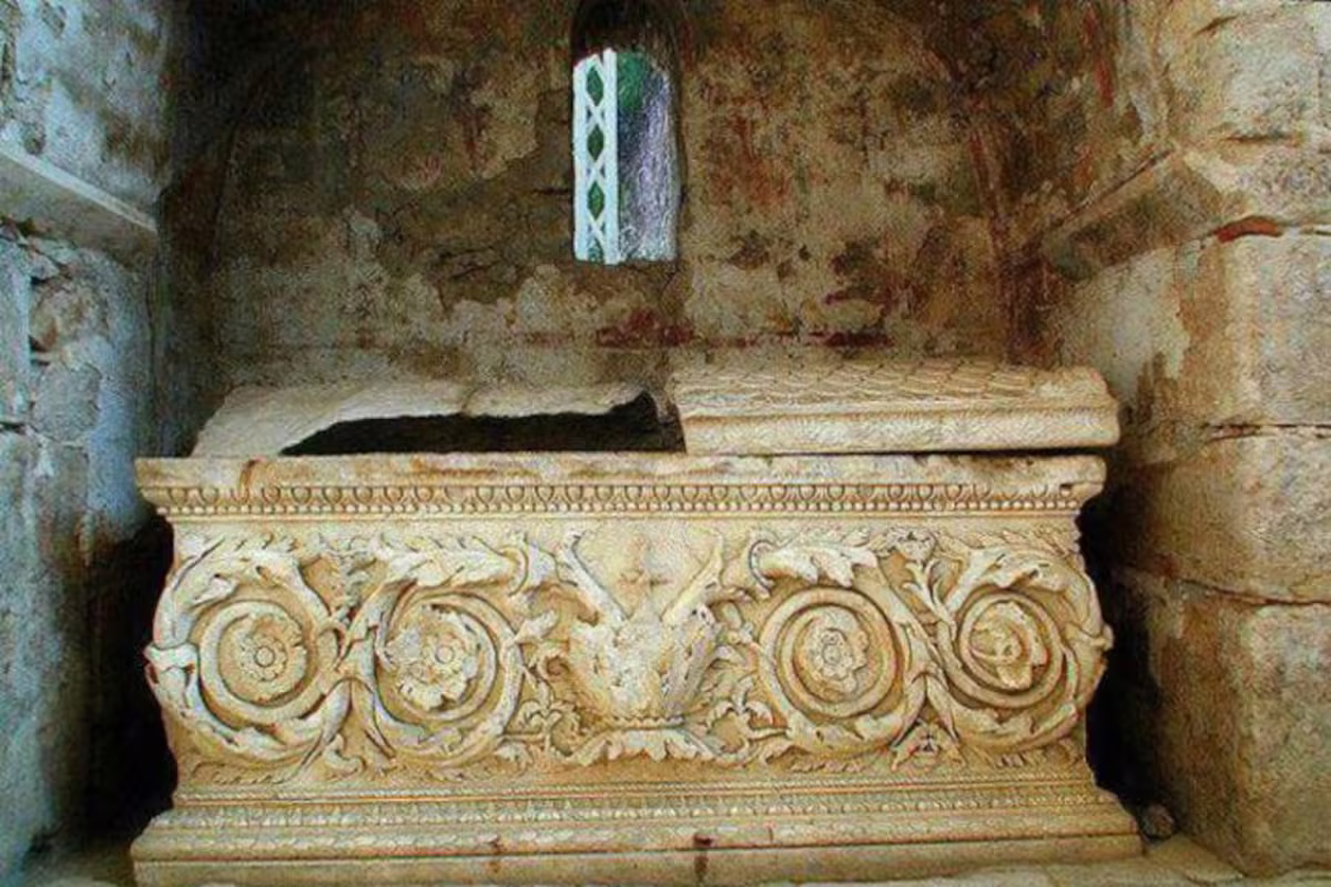 El descubrimiento en una iglesia de Europa que reveló el origen de la leyenda de Santa Claus El descubrimiento en una iglesia de Europa que reveló el origen de la leyenda de Santa Claus