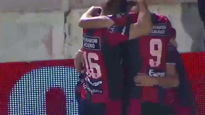 Con autoridad, Patronato venció a Banfield por 2 a 0 en Paraná