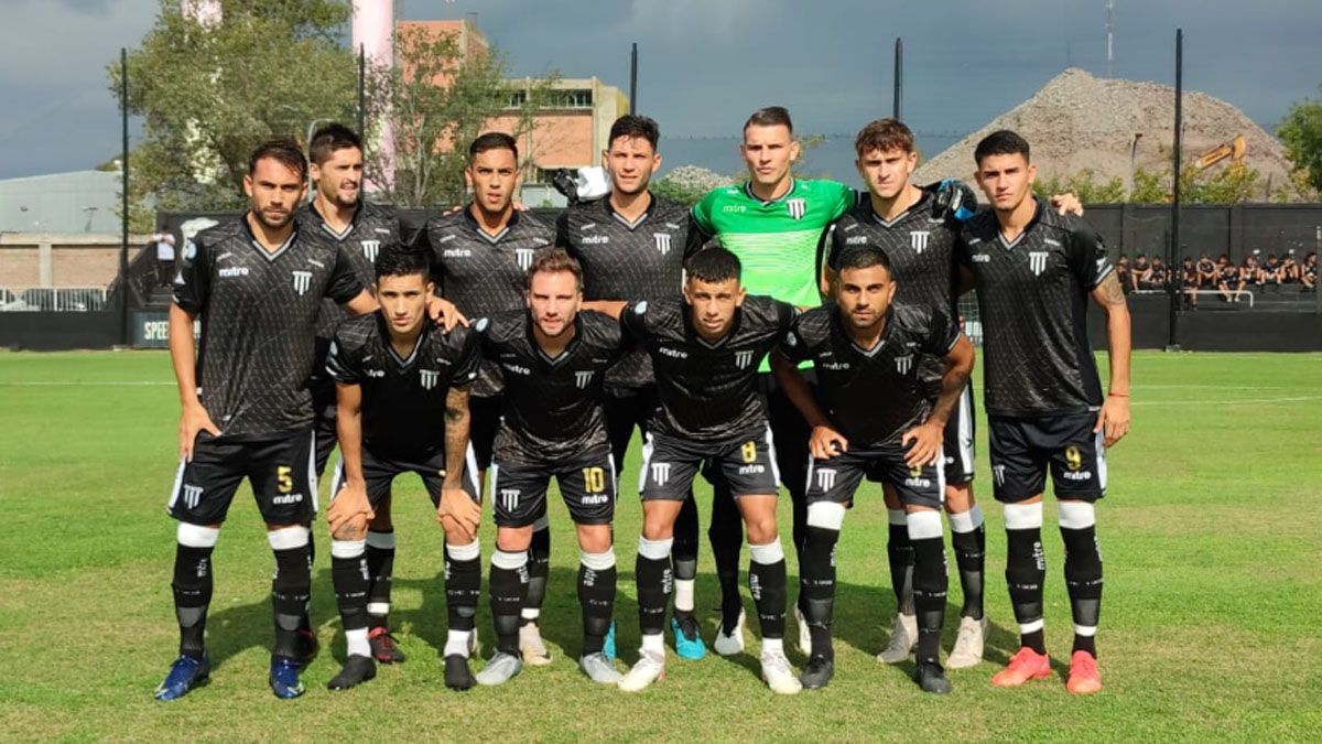 Gimnasia y Esgrima sumó su tercer empate consecutivo en su visita a Riestra