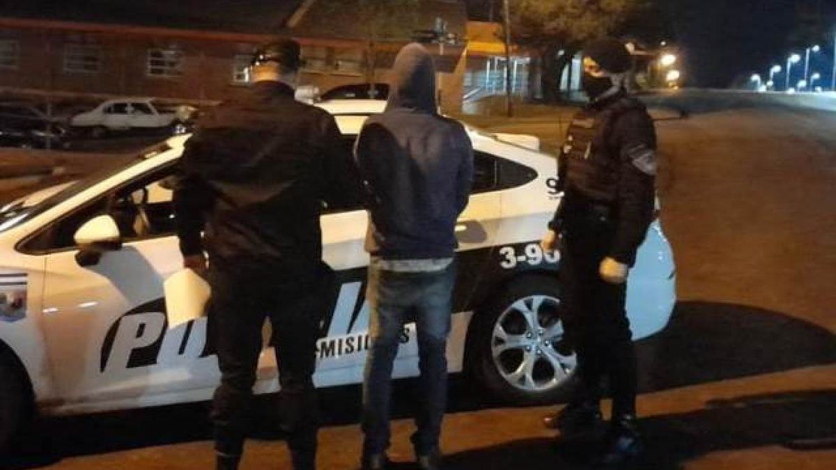 Amenazó de muerte a su expareja y le incendió dos casas