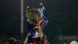 La increíble historia de un hincha de Gimnasia y Esgrima en medio de la emoción por el ascenso a Primera.&nbsp;