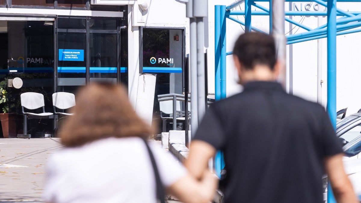 Los afiliados del PAMI cuentan con un prestador asignado para guardia e internación, donde podés atenderte ante urgencias, tratamientos prolongados o cirugías. Los afiliados del PAMI cuentan con un prestador asignado para guardia e internación, donde podés atenderte ante urgencias, tratamientos prolongados o cirugías.