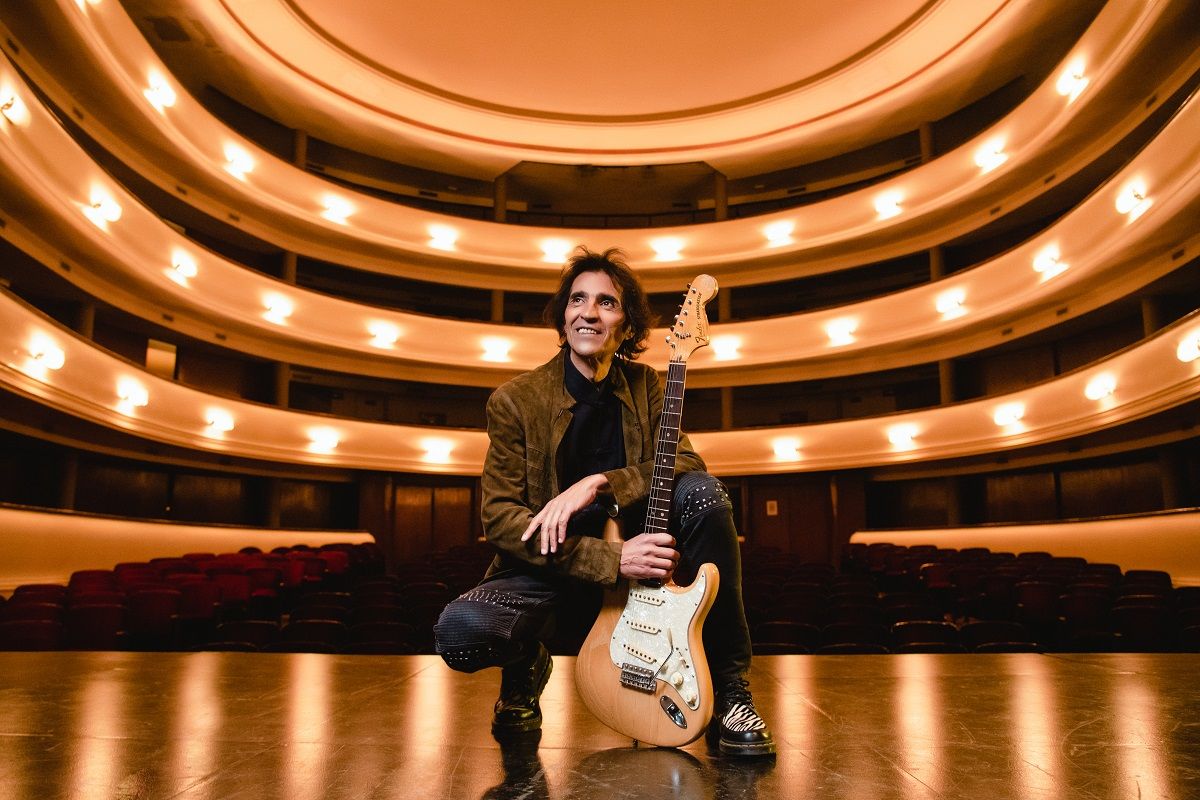 Felipe Staita interpretará composiciones instrumentales en un Concierto Sinfónico de Guitarra Solista.