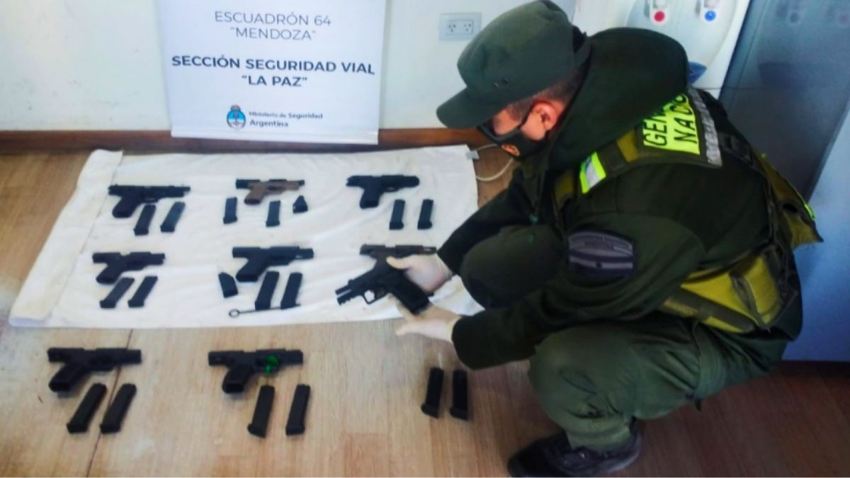 El hallazo de armas de fuego se realizó en La Paz.