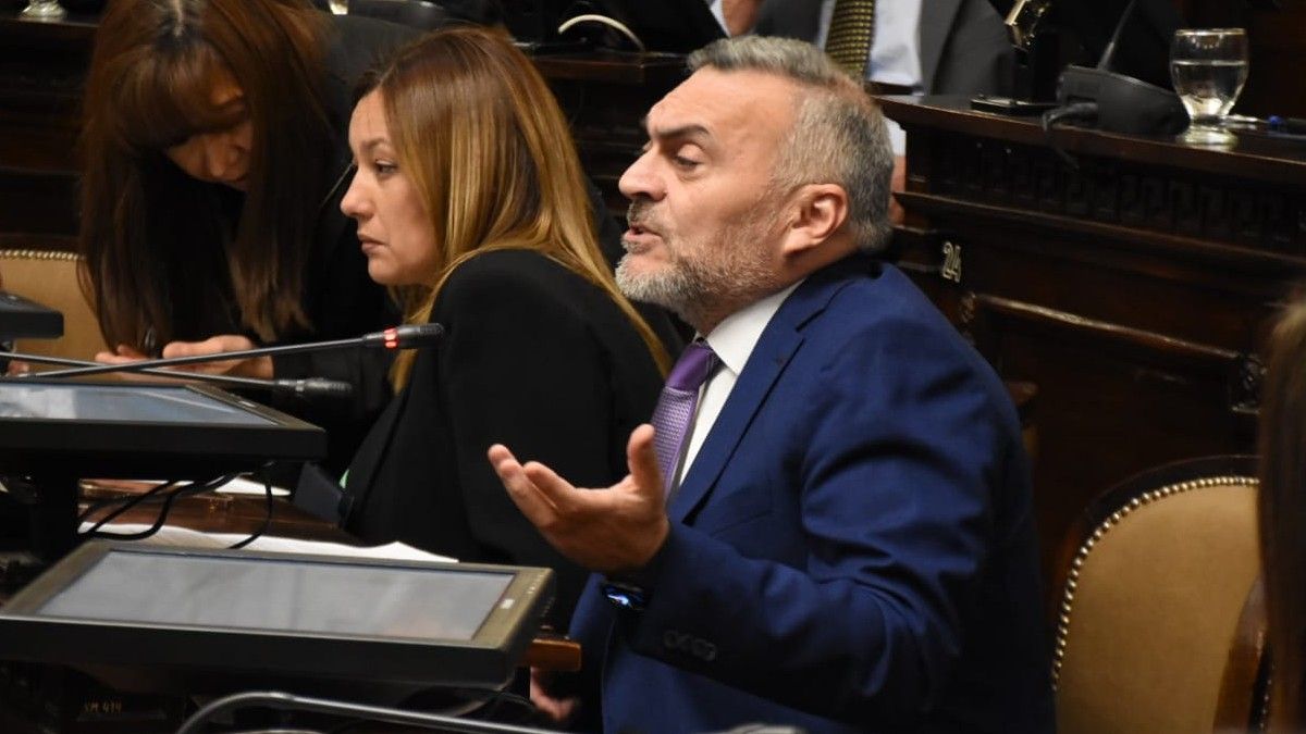 El senador Félix González, del peronismo, criticó a la Mercedes Rus y la acusó de El senador Félix González, del peronismo, criticó a la Mercedes Rus y la acusó de