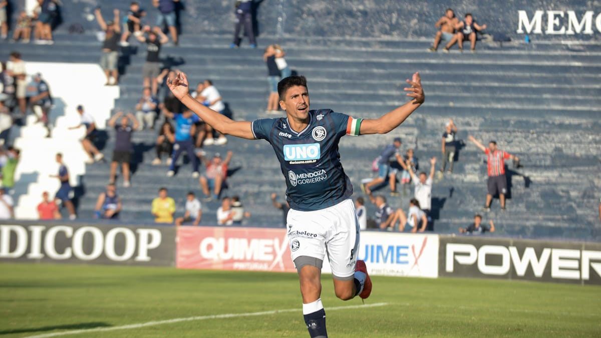 Matías Quiroga estará en la delantera de la Lepra.