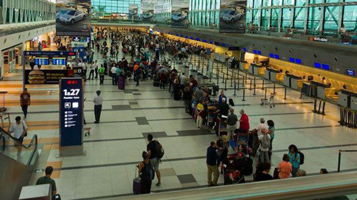 De los argentinos que regresan al país, entre el 3% y el 4% vienen a Mendoza.