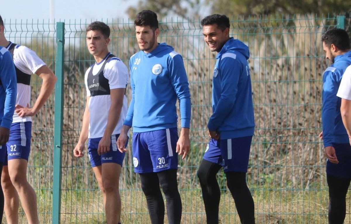 Guillermo Ortiz ya se entrenó con Godoy Cruz en Buenos Aires.