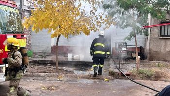 Se incendió una casa en Guaymallén y una madre y su niña tuvieron que ser rescatadas
