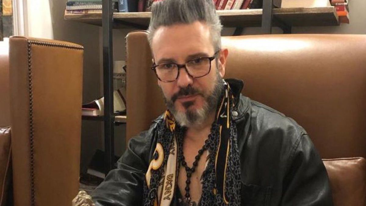 Cristian Pérez Latorre fue detenido por ejercer la medicina sin licencia y causar graves lesiones corporales Cristian Pérez Latorre fue detenido por ejercer la medicina sin licencia y causar graves lesiones corporales