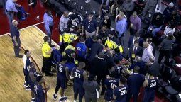Imágenes fuertes: un basquetbolista sufrió un infarto en pleno partido