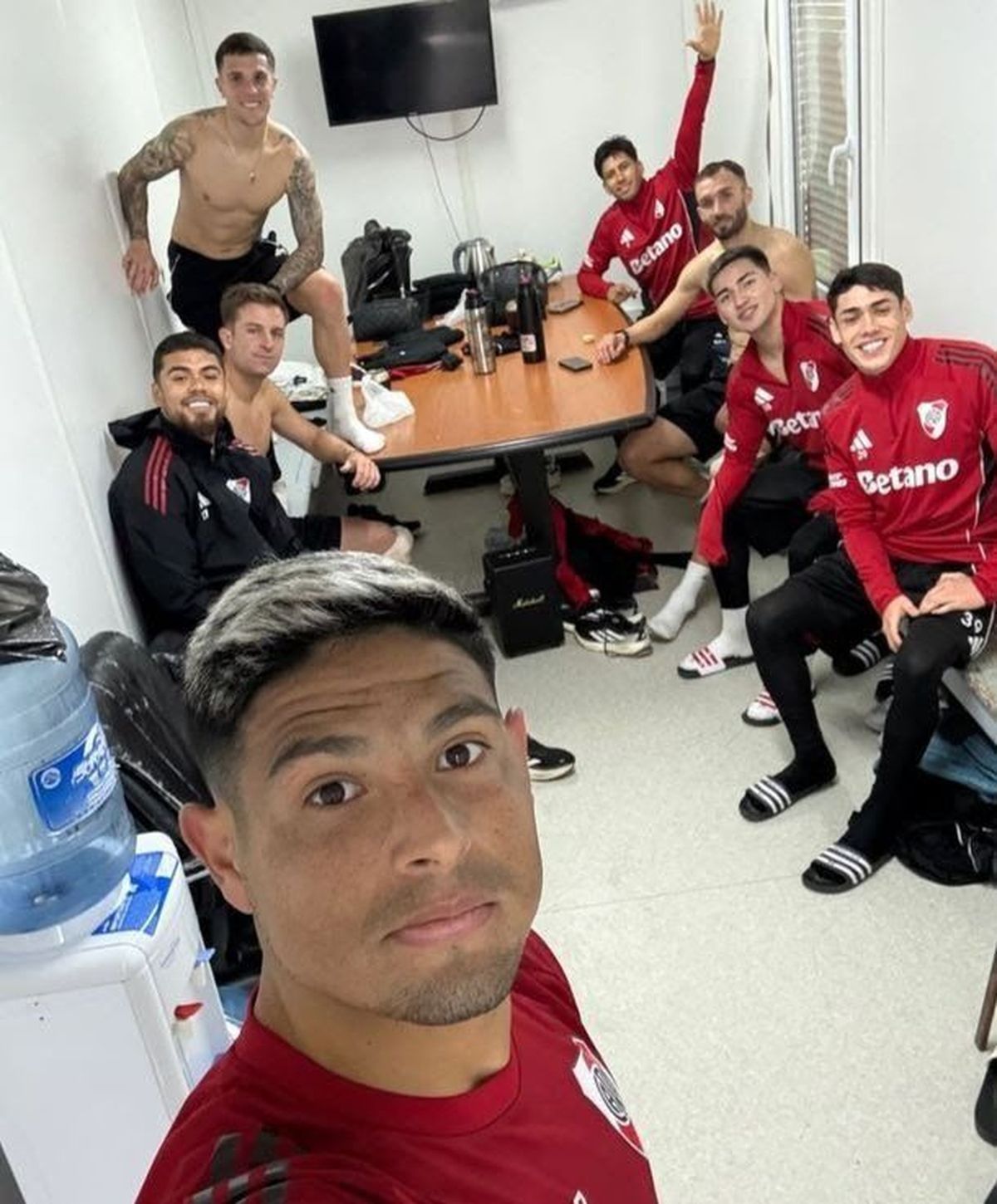 Los jugadores de River terminaron en un container.