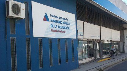 El hombre persiguió a su ex pareja con una cuchilla en la mano gritándole que la iba a matar. Fue detenido por la policía y quedó con prisión preventiva por tentativa de femicidio