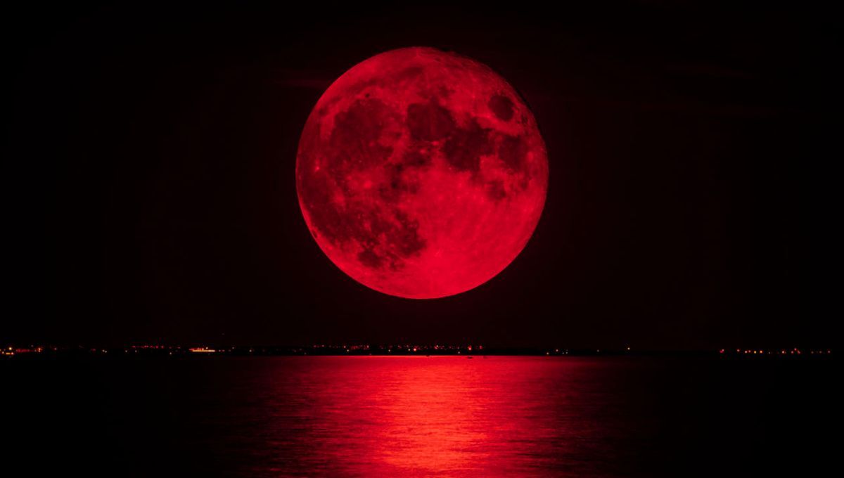 Este eclipse lunar total es mejormente conocido como Luna de Sangre