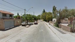 Un hombre fue asaltado en su casa por tres ladrones que entraron por el patio