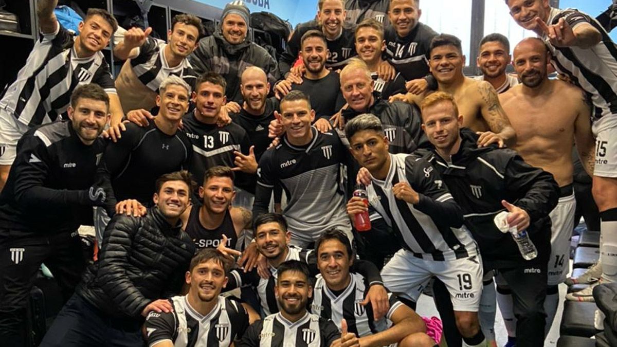 Gimnasia venció a Belgrano y alcanzó la punta