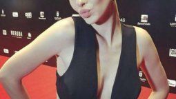 El provocativo look de la China Suárez para salir de la mano de Vicuña en Chile