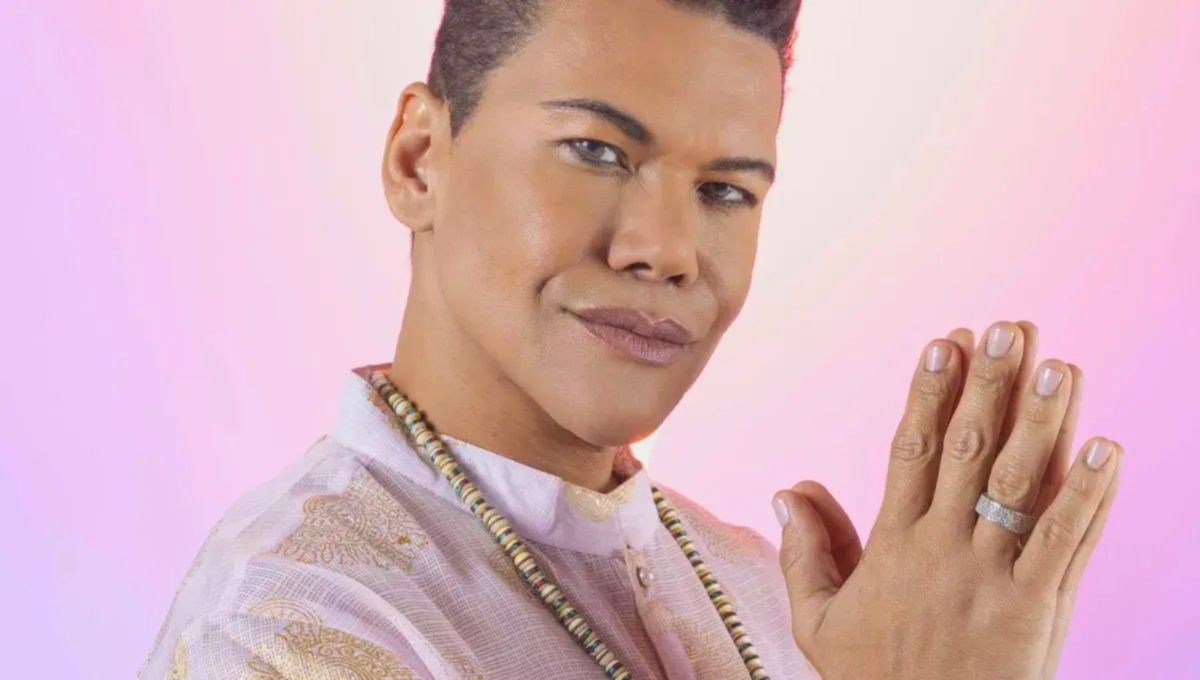 Víctor Florencio, más conocido como "El Niño Prodigio", es un astrólogo y vidente originario de la República Dominicana. A los siete años comenzó a tener sus primeras visiones dando origen a sus famosas predicciones Víctor Florencio, más conocido como "El Niño Prodigio", es un astrólogo y vidente originario de la República Dominicana. A los siete años comenzó a tener sus primeras visiones dando origen a sus famosas predicciones