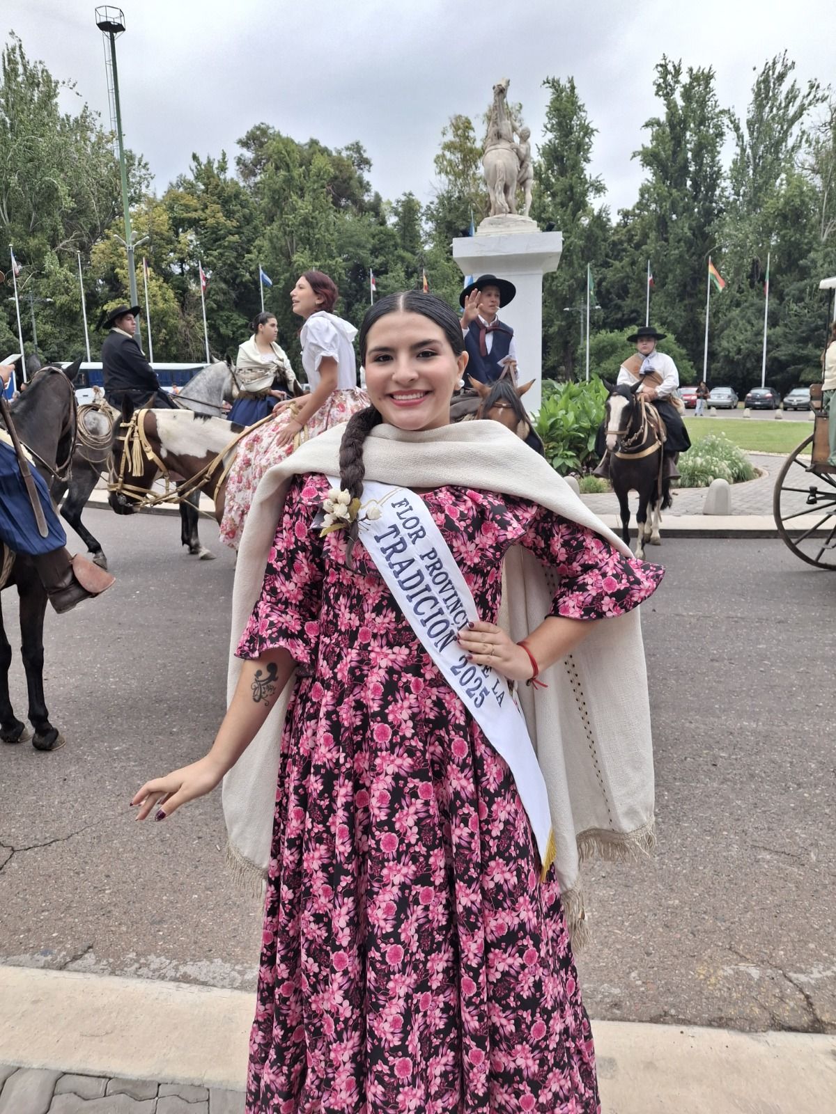 En las celebraciones vendimiales Macarena Vera representó a la Flor de la Tradición este año. En las celebraciones vendimiales Macarena Vera representó a la Flor de la Tradición este año.