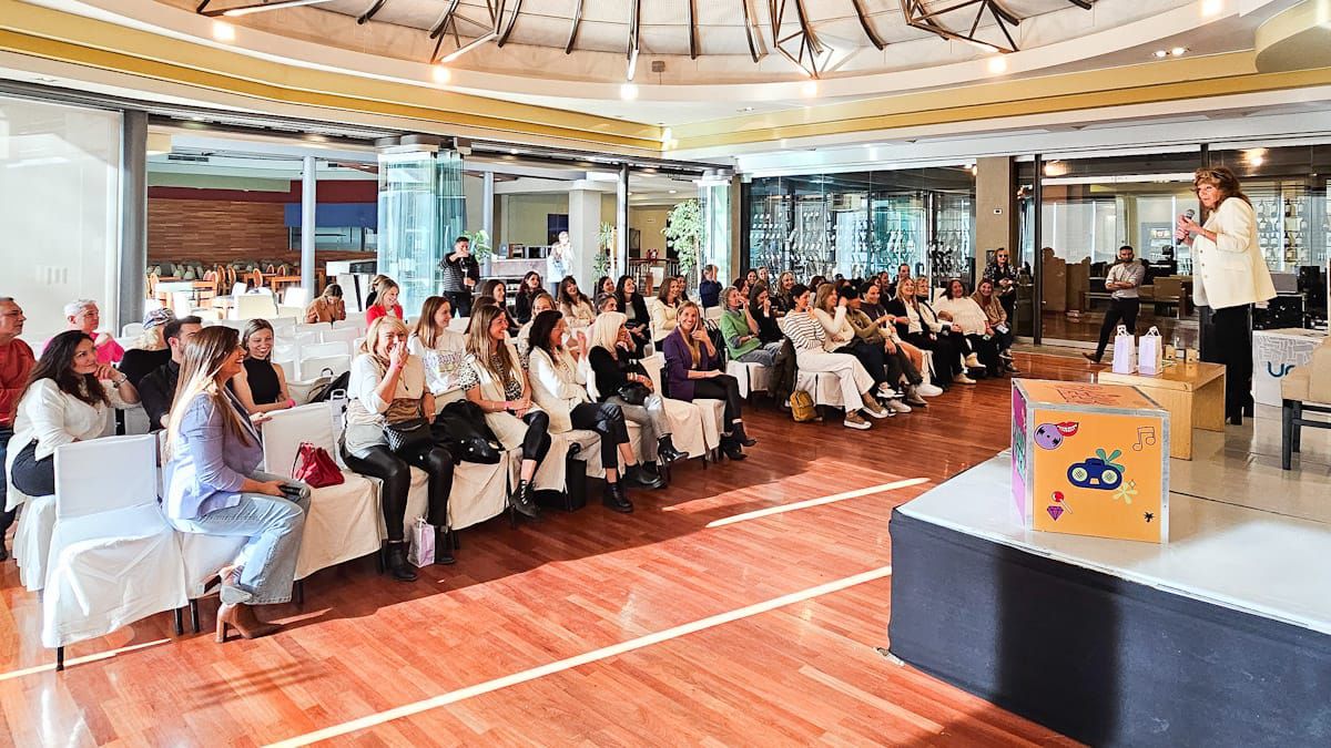 El Mod Hotels recibi&oacute; a los oyentes de radio Una para participar de esta charla especial, de la mano de Silvia Freire.