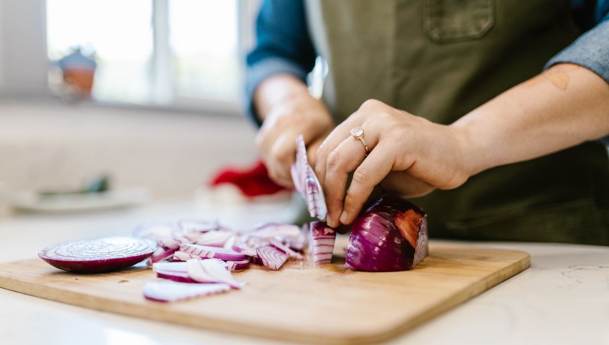 Cortar cebolla. Cortar cebolla. 