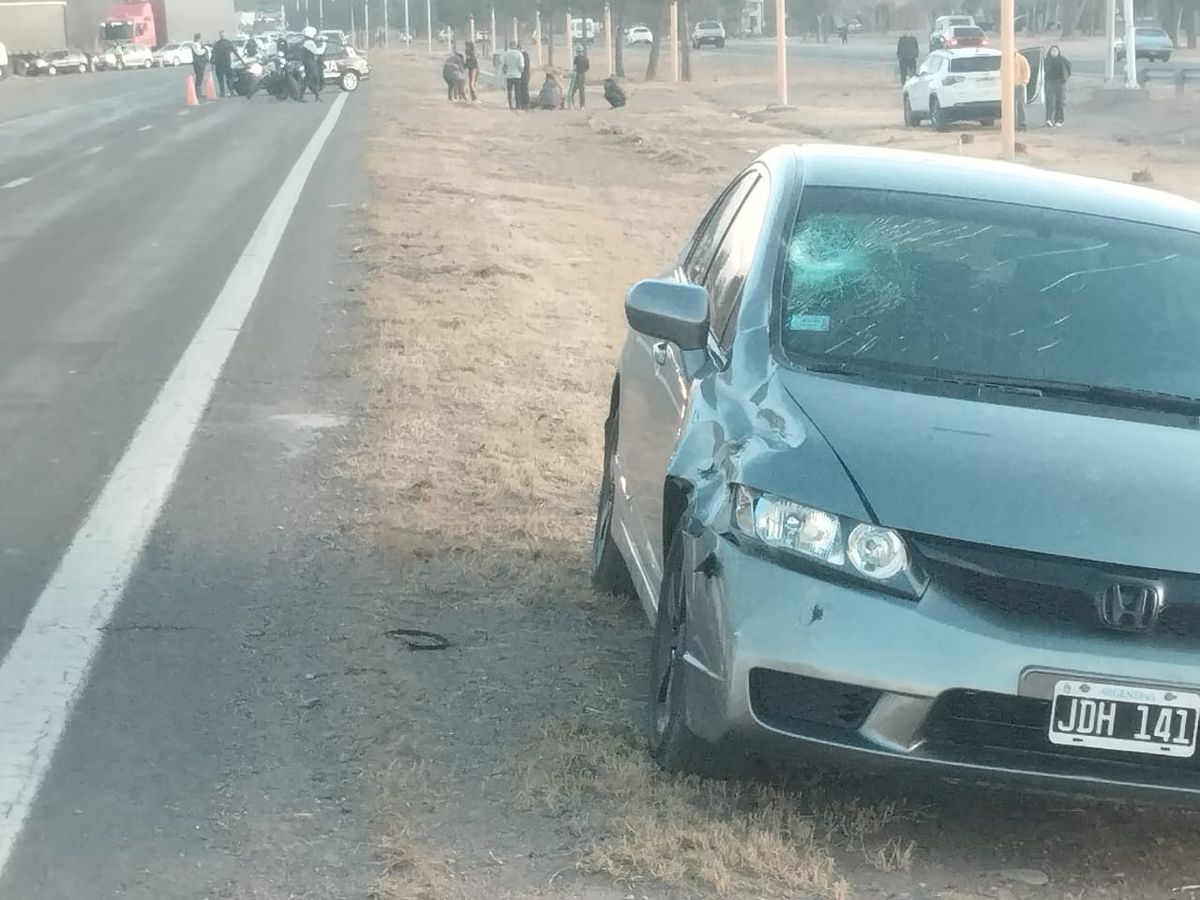 Una chica de 14 años murió atropellada por un Honda Civic en el Acceso Sur.&nbsp;