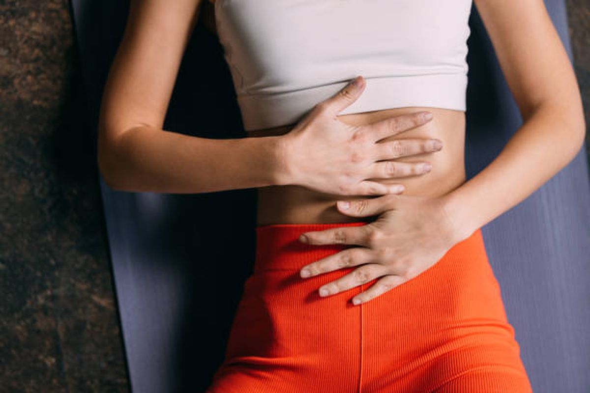 Este ejercicio beneficiará, principalmente, el core y el abdomen. Este ejercicio beneficiará, principalmente, el core y el abdomen.