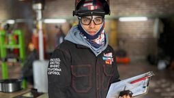 Matías Corvalán tiene 26 años, fundó una escuela de soldadura en San Rafael y ahora es juez en una competencia de soldadores en España.