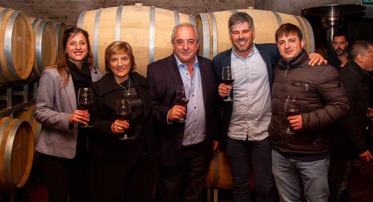 Bressia junto a otros referentes de Bodegas de Argentina.