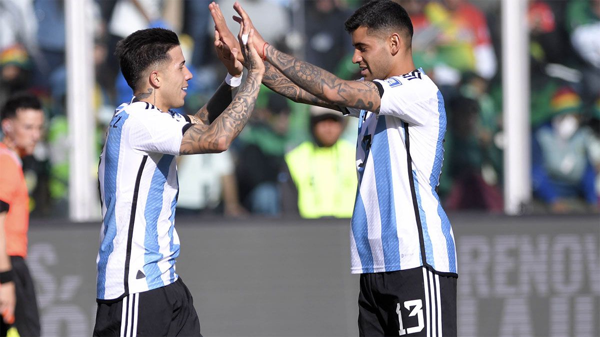 Enzo Fernández y Cuti Romero.