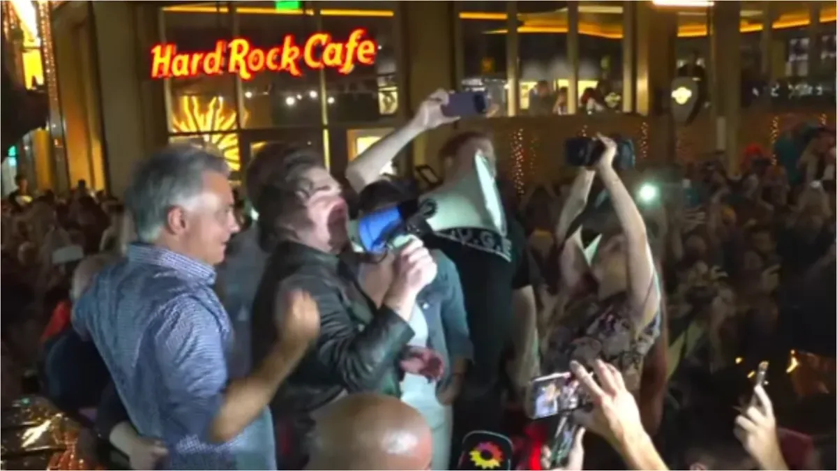 Javier Miei en Mar del Plata. Javier Miei en Mar del Plata.