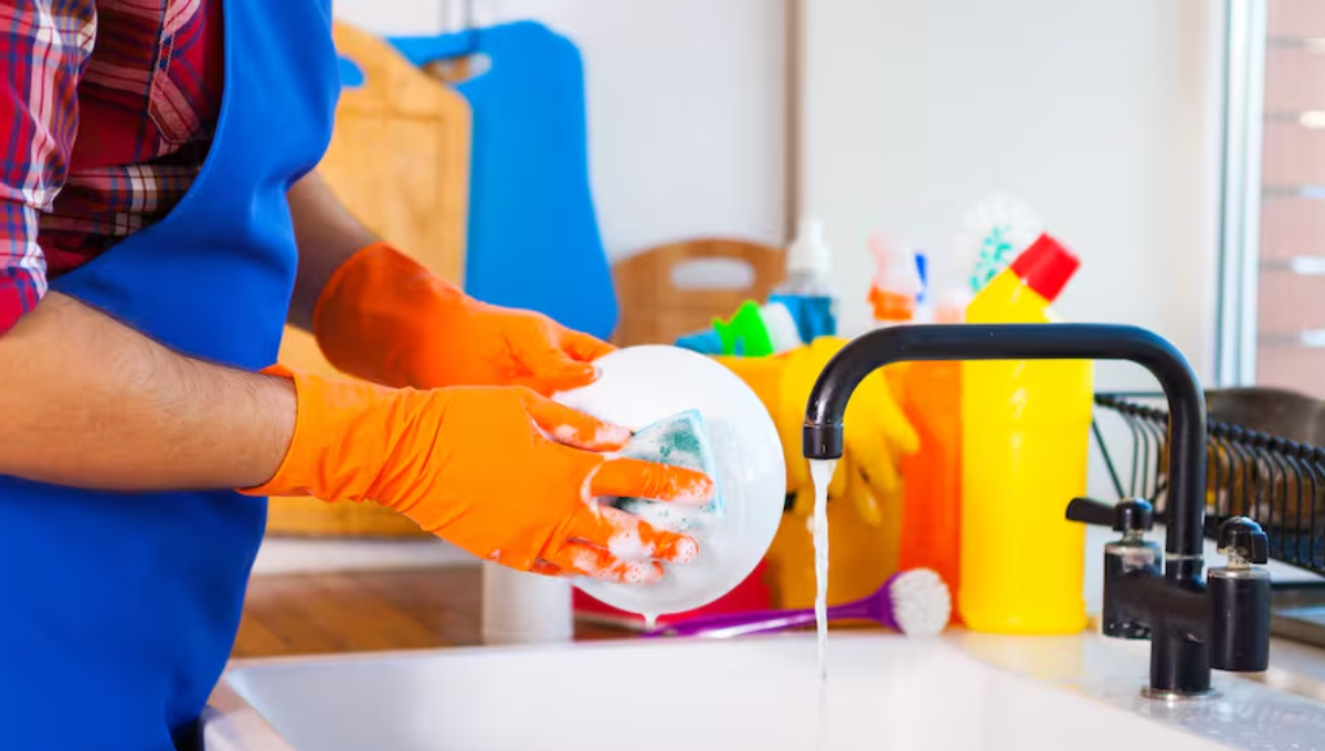 La razón por la que debes cambiar la esponja y cada cuanto hacerlo