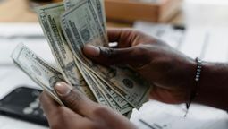 El dólar financiero sorpendió este lunes. El dolar blue hoy en Mendoza se mostró en alza.