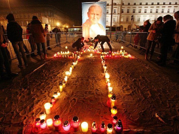 El Papa Francisco elogió el legado de Juan Pablo II