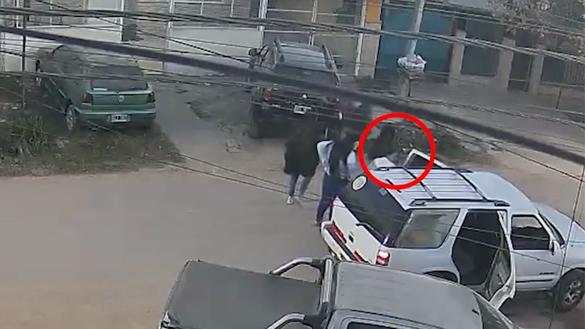 Según relató su madre, la menor había salido horas antes con la intención de visitar a una amiga, pero nunca llegó. Según relató su madre, la menor había salido horas antes con la intención de visitar a una amiga, pero nunca llegó.