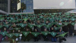 Pañuelazo de las trabajadoras judiciales a favor de la legalización del aborto