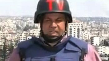 Video: un periodista lloró al informar sobre los bombardeos en Gaza
