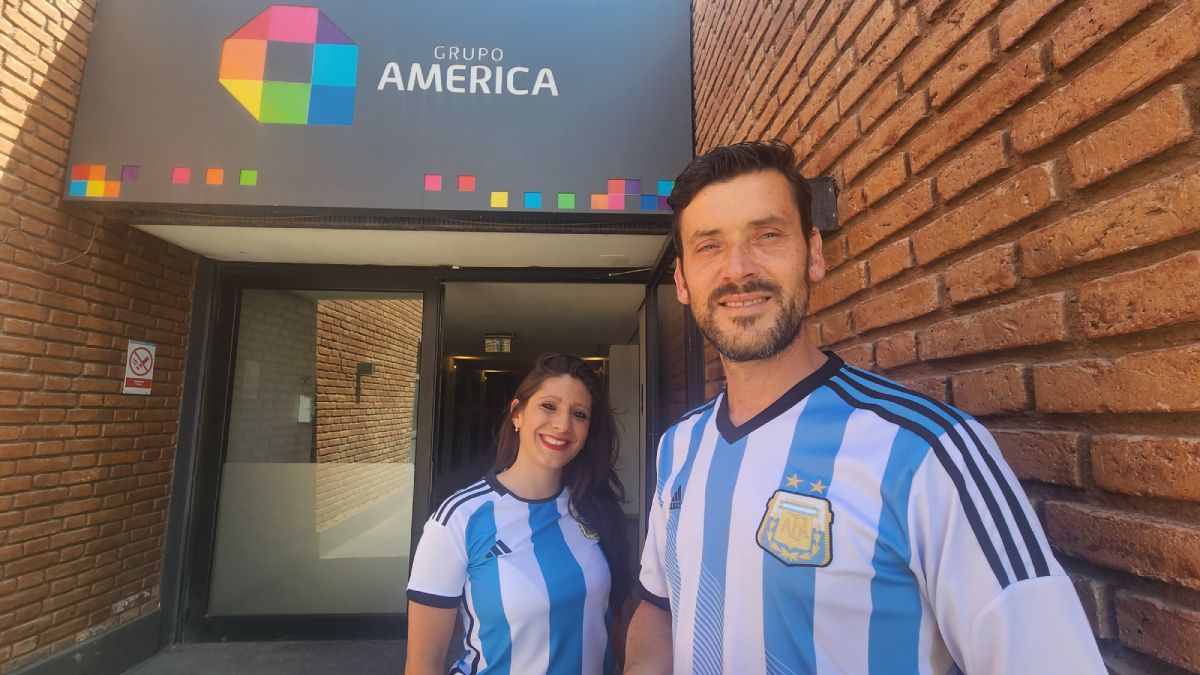 Dos visiones, dos estilos, y una sola pasión: el fútbol. Paula Jalil y Matías Pascualetti verá el Mundial de Qatar 2022 como los ojos mendocinos del Grupo América.